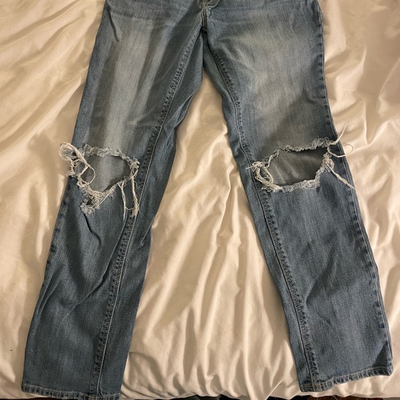 10$ Maternity Jeans Size 2 - Picture 2 of 3